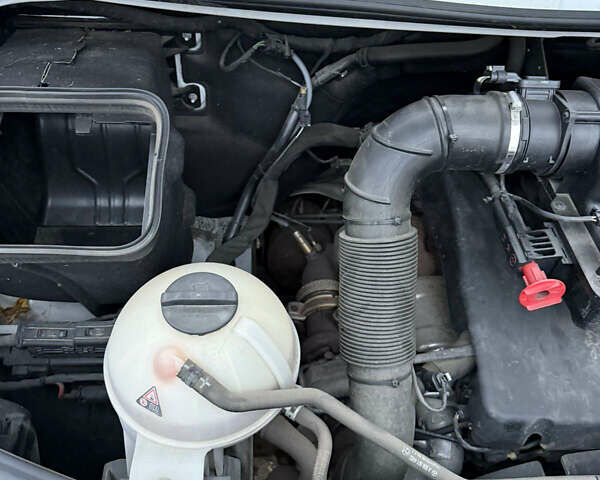 Белый Мерседес Sprinter, объемом двигателя 2.2 л и пробегом 112 тыс. км за 25545 $, фото 17 на Automoto.ua