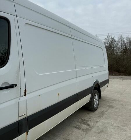 Белый Мерседес Sprinter, объемом двигателя 2.99 л и пробегом 560 тыс. км за 19500 $, фото 2 на Automoto.ua