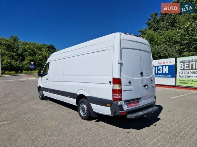 Белый Мерседес Sprinter, объемом двигателя 2.2 л и пробегом 340 тыс. км за 17500 $, фото 6 на Automoto.ua
