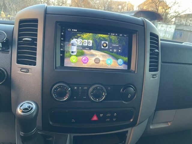 Белый Мерседес Sprinter, объемом двигателя 3 л и пробегом 3 тыс. км за 28000 $, фото 11 на Automoto.ua