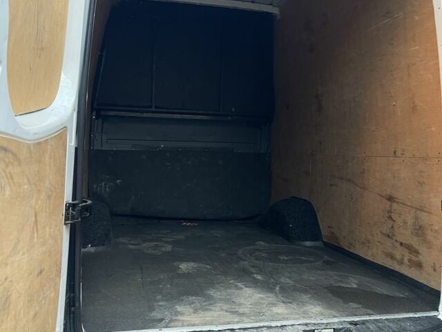 Белый Мерседес Sprinter, объемом двигателя 3 л и пробегом 3 тыс. км за 28000 $, фото 4 на Automoto.ua