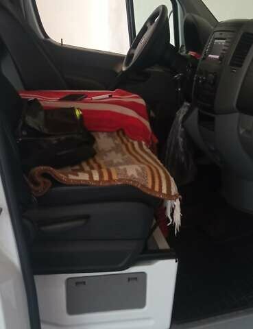 Белый Мерседес Sprinter, объемом двигателя 2.99 л и пробегом 350 тыс. км за 23000 $, фото 1 на Automoto.ua
