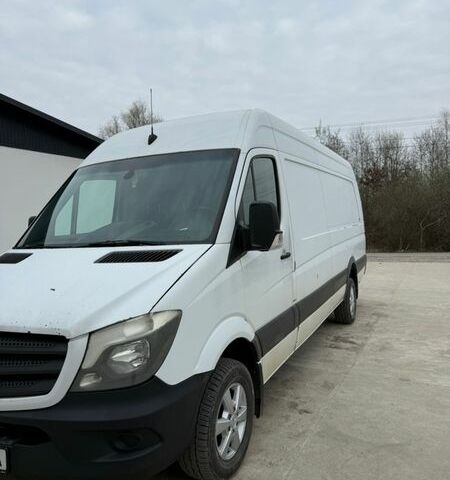 Белый Мерседес Sprinter, объемом двигателя 2.99 л и пробегом 560 тыс. км за 19500 $, фото 1 на Automoto.ua