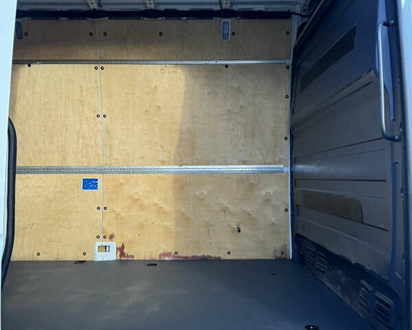 Білий Мерседес Sprinter, об'ємом двигуна 2.2 л та пробігом 361 тис. км за 16300 $, фото 13 на Automoto.ua