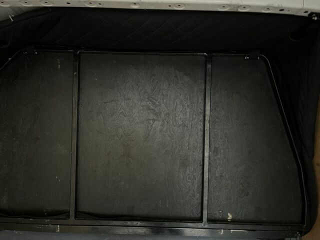 Белый Мерседес Sprinter, объемом двигателя 3 л и пробегом 3 тыс. км за 28000 $, фото 5 на Automoto.ua