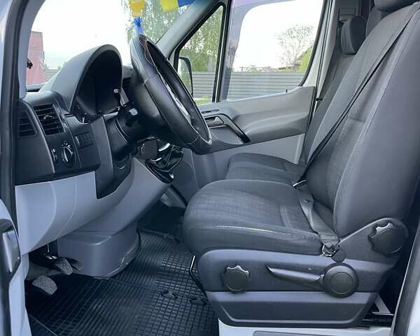 Білий Мерседес Sprinter, об'ємом двигуна 2.14 л та пробігом 425 тис. км за 18700 $, фото 7 на Automoto.ua