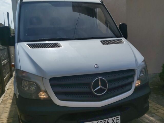 Белый Мерседес Sprinter, объемом двигателя 2.1 л и пробегом 163 тыс. км за 16000 $, фото 1 на Automoto.ua