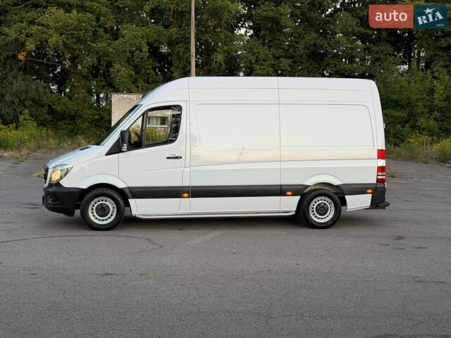 Белый Мерседес Sprinter, объемом двигателя 2.2 л и пробегом 253 тыс. км за 16500 $, фото 64 на Automoto.ua