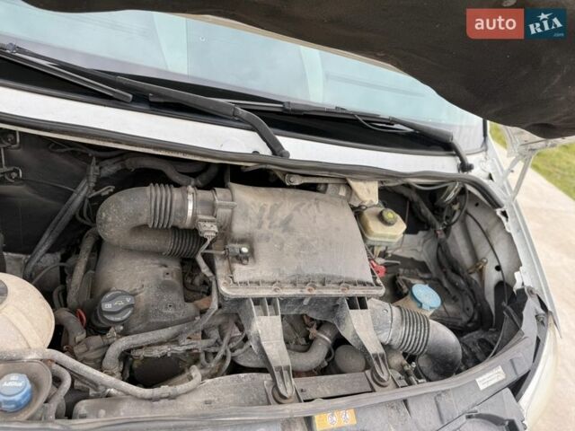 Белый Мерседес Sprinter, объемом двигателя 2.99 л и пробегом 560 тыс. км за 19500 $, фото 9 на Automoto.ua