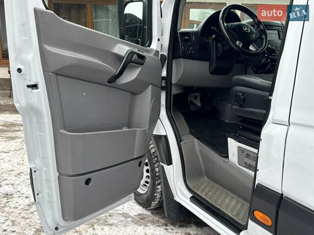 Білий Мерседес Sprinter, об'ємом двигуна 2.14 л та пробігом 595 тис. км за 15999 $, фото 17 на Automoto.ua