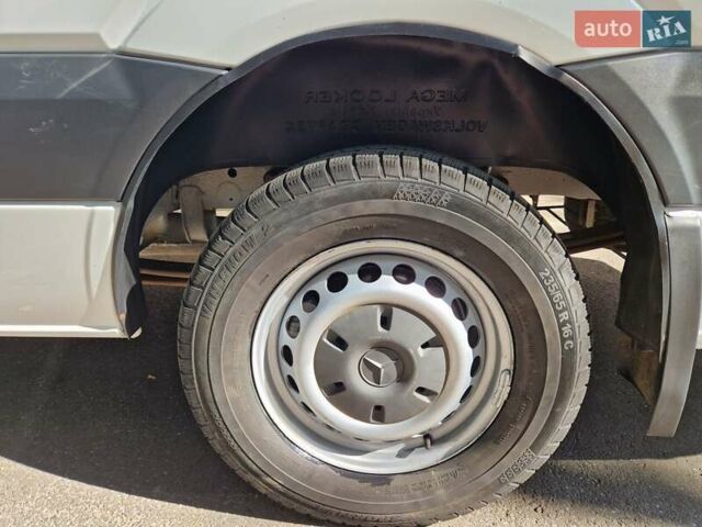 Белый Мерседес Sprinter, объемом двигателя 2.2 л и пробегом 340 тыс. км за 17500 $, фото 11 на Automoto.ua