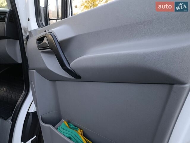 Белый Мерседес Sprinter, объемом двигателя 2.7 л и пробегом 293 тыс. км за 17800 $, фото 22 на Automoto.ua