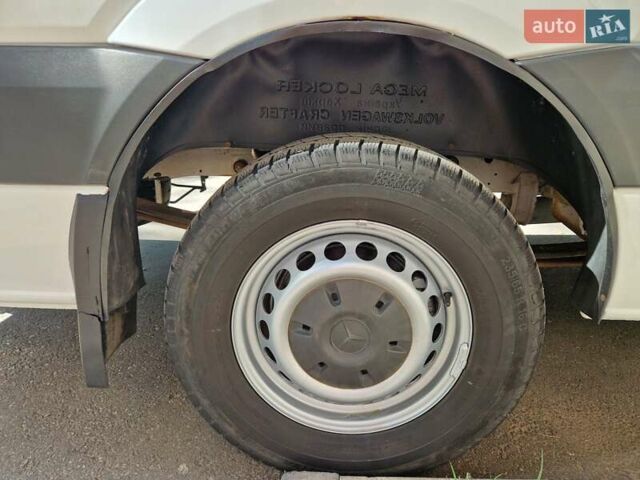Белый Мерседес Sprinter, объемом двигателя 2.2 л и пробегом 340 тыс. км за 17500 $, фото 10 на Automoto.ua