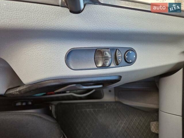 Белый Мерседес Sprinter, объемом двигателя 2.2 л и пробегом 340 тыс. км за 17500 $, фото 24 на Automoto.ua