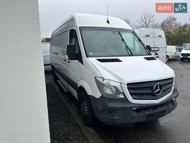 Мерседес Sprinter 2015 в Кременце на Automoto.ua Белый Мерседес Sprinter, объемом двигателя 3 л и пробегом 186 тыс. км за 35200 $, фото 7 на Automoto.ua