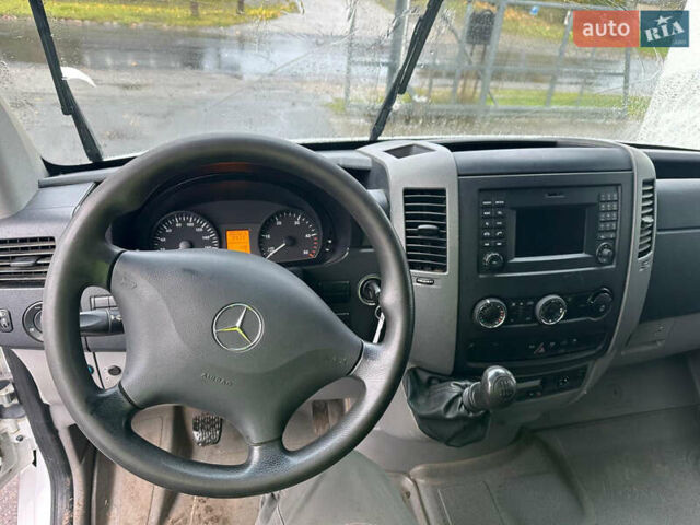 Мерседес Sprinter 2015 в Кременце на Automoto.ua Белый Мерседес Sprinter, объемом двигателя 3 л и пробегом 186 тыс. км за 35200 $, фото 11 на Automoto.ua