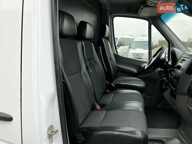 Белый Мерседес Sprinter, объемом двигателя 2.2 л и пробегом 272 тыс. км за 14800 $, фото 21 на Automoto.ua
