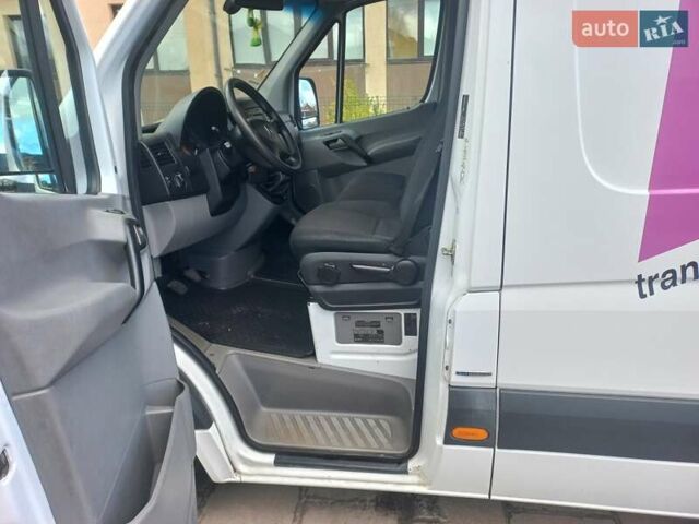 Білий Мерседес Sprinter, об'ємом двигуна 2.14 л та пробігом 304 тис. км за 16900 $, фото 17 на Automoto.ua