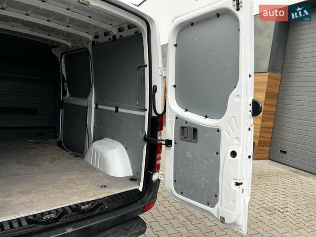 Белый Мерседес Sprinter, объемом двигателя 2.2 л и пробегом 272 тыс. км за 14800 $, фото 15 на Automoto.ua
