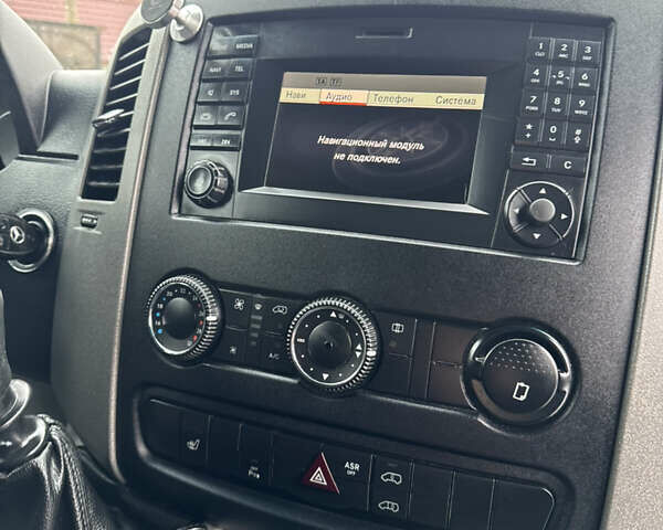 Білий Мерседес Sprinter, об'ємом двигуна 2.14 л та пробігом 595 тис. км за 15999 $, фото 27 на Automoto.ua