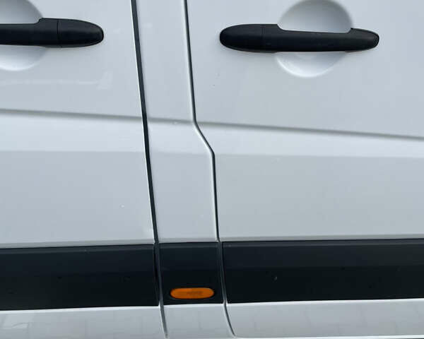 Білий Мерседес Sprinter, об'ємом двигуна 2.14 л та пробігом 375 тис. км за 17500 $, фото 13 на Automoto.ua