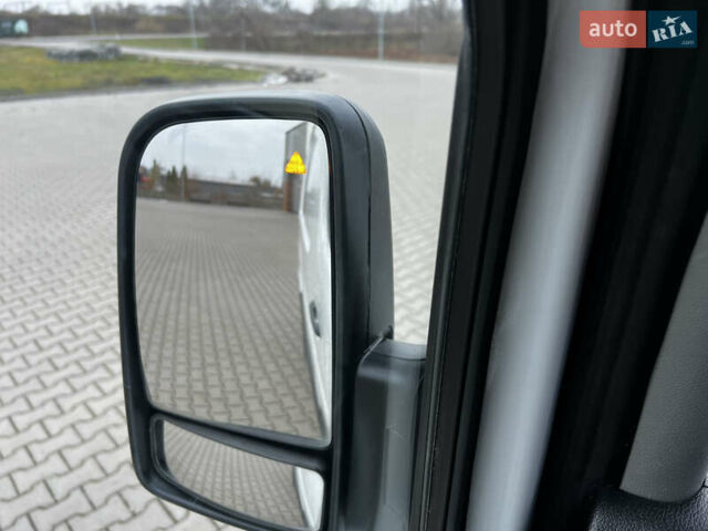Белый Мерседес Sprinter, объемом двигателя 2.2 л и пробегом 272 тыс. км за 14800 $, фото 32 на Automoto.ua