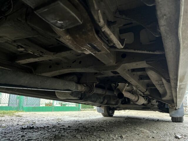 Белый Мерседес Sprinter, объемом двигателя 3 л и пробегом 498 тыс. км за 37131 $, фото 19 на Automoto.ua