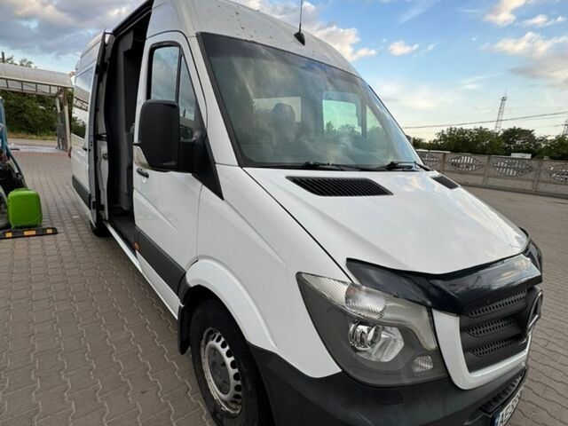 Білий Мерседес Sprinter, об'ємом двигуна 2.14 л та пробігом 330 тис. км за 14300 $, фото 3 на Automoto.ua
