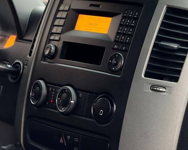 Мерседес Sprinter 2015 в Черновцах на Automoto.ua Белый Мерседес Sprinter, объемом двигателя 2.14 л и пробегом 306 тыс. км за 15800 $, фото 12 на Automoto.ua
