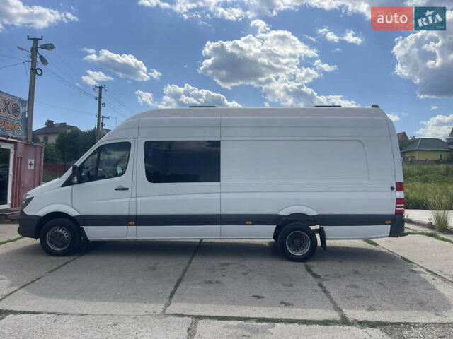 Белый Мерседес Sprinter, объемом двигателя 2.2 л и пробегом 195 тыс. км за 38500 $, фото 3 на Automoto.ua