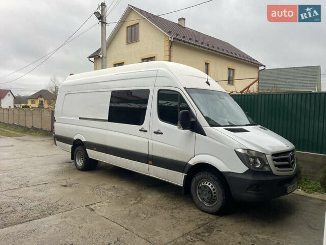 Белый Мерседес Sprinter, объемом двигателя 2.2 л и пробегом 195 тыс. км за 38500 $, фото 8 на Automoto.ua