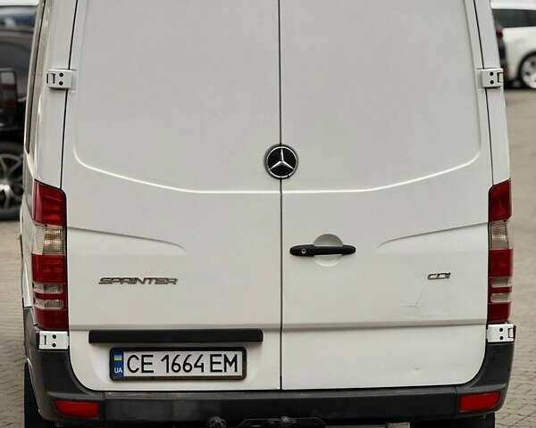 Мерседес Sprinter 2015 в Черновцах на Automoto.ua Белый Мерседес Sprinter, объемом двигателя 2.14 л и пробегом 306 тыс. км за 15800 $, фото 6 на Automoto.ua