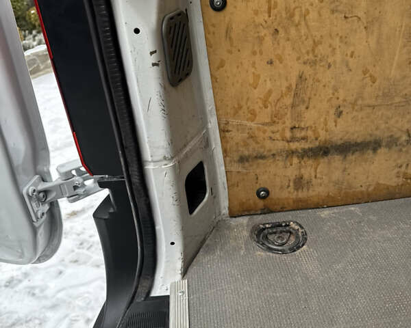 Білий Мерседес Sprinter, об'ємом двигуна 2.14 л та пробігом 595 тис. км за 15999 $, фото 40 на Automoto.ua