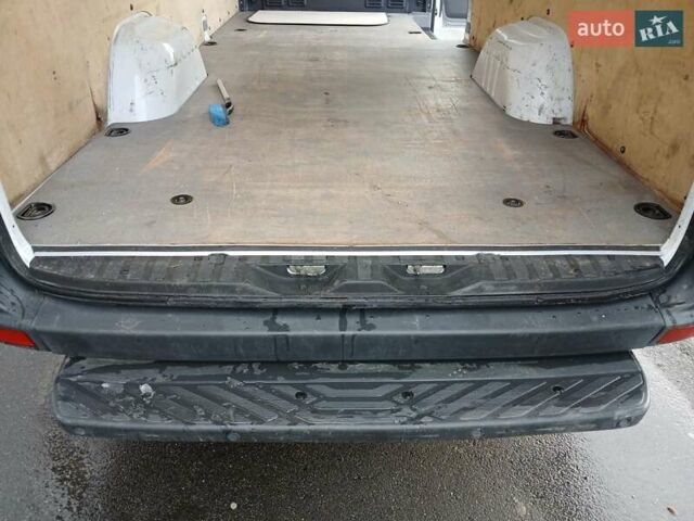 Білий Мерседес Sprinter, об'ємом двигуна 2.2 л та пробігом 390 тис. км за 14999 $, фото 7 на Automoto.ua