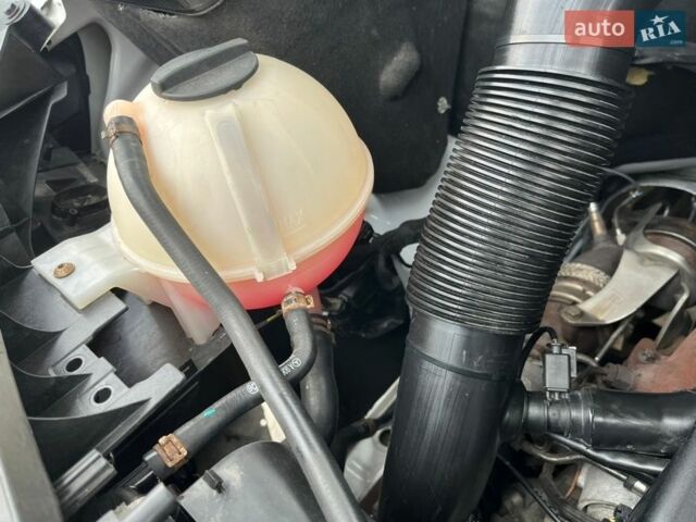 Белый Мерседес Sprinter, объемом двигателя 2.14 л и пробегом 363 тыс. км за 14900 $, фото 23 на Automoto.ua