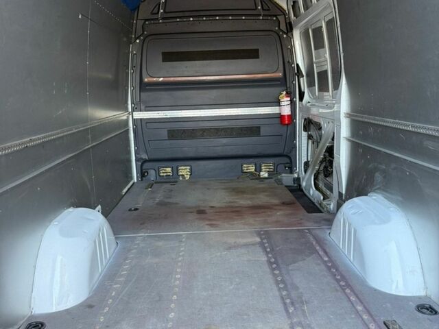Білий Мерседес Sprinter, об'ємом двигуна 2.14 л та пробігом 300 тис. км за 17500 $, фото 48 на Automoto.ua