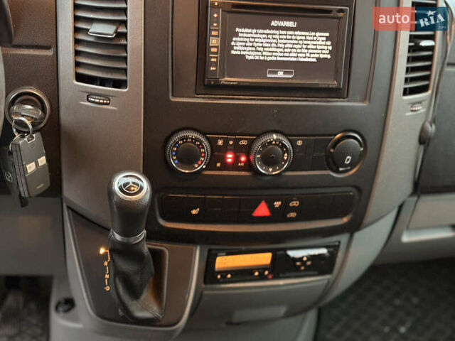 Білий Мерседес Sprinter, об'ємом двигуна 3 л та пробігом 213 тис. км за 26377 $, фото 12 на Automoto.ua