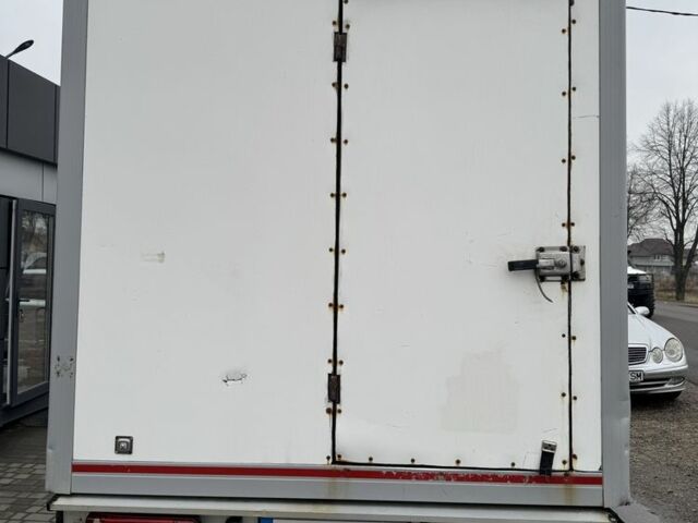 Белый Мерседес Sprinter, объемом двигателя 2.2 л и пробегом 220 тыс. км за 16500 $, фото 6 на Automoto.ua