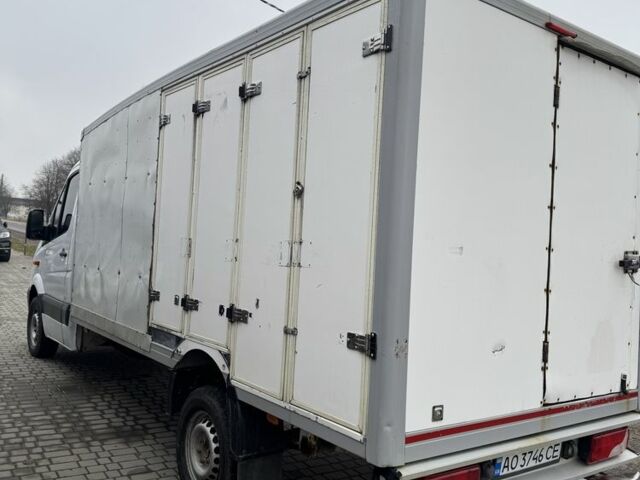 Белый Мерседес Sprinter, объемом двигателя 2.2 л и пробегом 220 тыс. км за 16500 $, фото 14 на Automoto.ua
