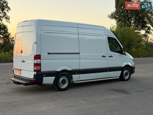 Белый Мерседес Sprinter, объемом двигателя 2.2 л и пробегом 253 тыс. км за 16500 $, фото 10 на Automoto.ua