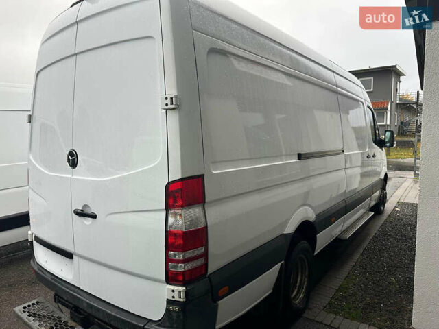 Мерседес Sprinter 2015 в Кременце на Automoto.ua Белый Мерседес Sprinter, объемом двигателя 3 л и пробегом 186 тыс. км за 35200 $, фото 2 на Automoto.ua
