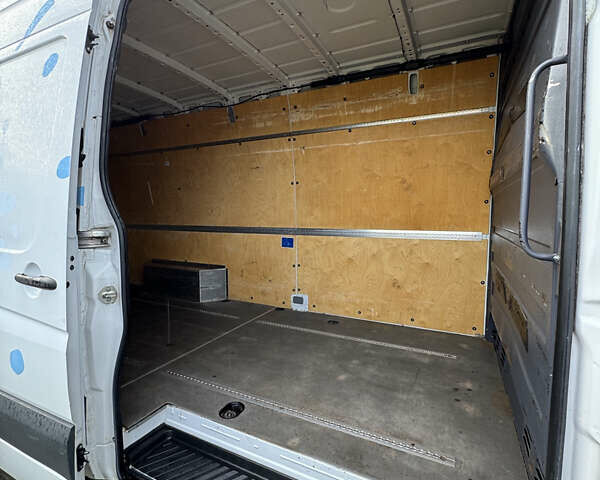 Белый Мерседес Sprinter, объемом двигателя 2.14 л и пробегом 386 тыс. км за 24000 $, фото 16 на Automoto.ua