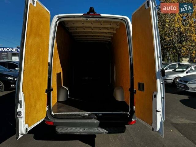 Мерседес Sprinter 2016 у Вінниці на Automoto.ua Білий Мерседес Sprinter, об'ємом двигуна 2.2 л та пробігом 316 тис. км за 14999 $, фото 18 на Automoto.ua