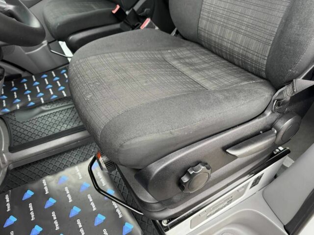 Белый Мерседес Sprinter, объемом двигателя 2.2 л и пробегом 278 тыс. км за 21750 $, фото 18 на Automoto.ua