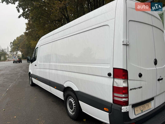 Мерседес Sprinter 2016 у Вінниці на Automoto.ua Білий Мерседес Sprinter, об'ємом двигуна 2.2 л та пробігом 296 тис. км за 22500 $, фото 5 на Automoto.ua