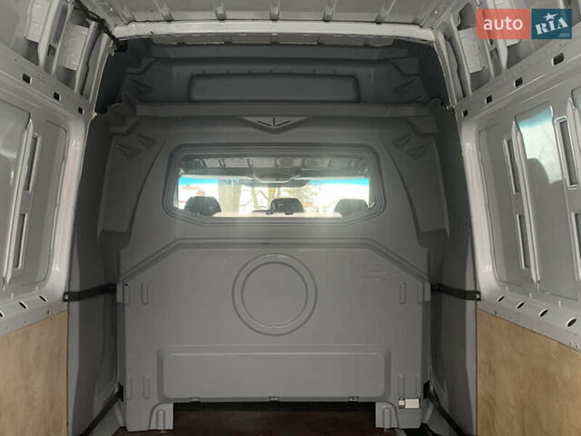 Белый Мерседес Sprinter, объемом двигателя 3 л и пробегом 306 тыс. км за 29990 $, фото 21 на Automoto.ua