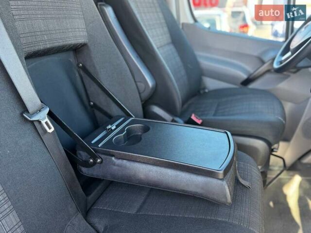 Мерседес Sprinter 2016 у Вінниці на Automoto.ua Білий Мерседес Sprinter, об'ємом двигуна 2.2 л та пробігом 316 тис. км за 14999 $, фото 35 на Automoto.ua