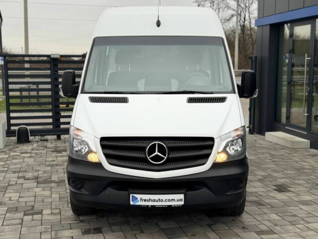 Белый Мерседес Sprinter, объемом двигателя 2.2 л и пробегом 278 тыс. км за 21750 $, фото 1 на Automoto.ua