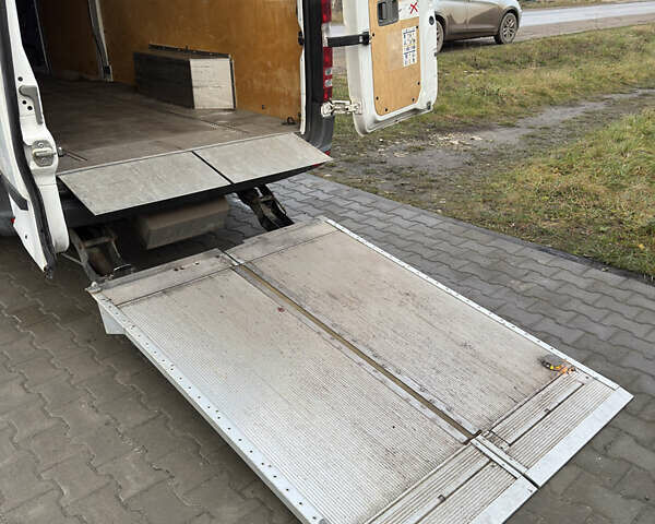 Белый Мерседес Sprinter, объемом двигателя 2.14 л и пробегом 386 тыс. км за 24000 $, фото 8 на Automoto.ua