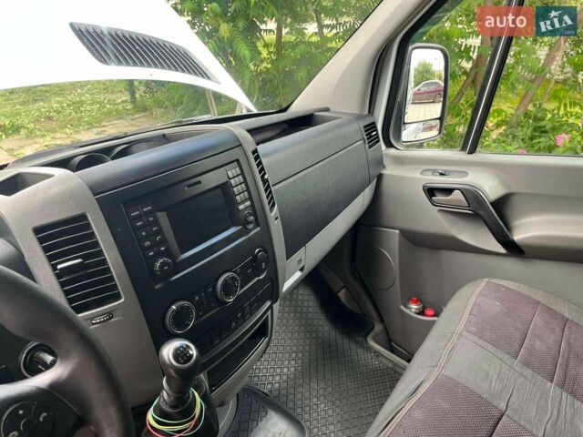 Белый Мерседес Sprinter, объемом двигателя 2.14 л и пробегом 349 тыс. км за 14500 $, фото 14 на Automoto.ua